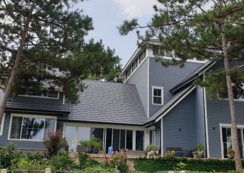 Ngói phẳng kiểu Pháp Secoin tại Khu nghỉ dưỡng cao cấp Thiên Nhân